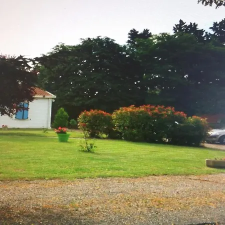 Aux Volets Bleu Guest house Villeneuve-sur-Lot