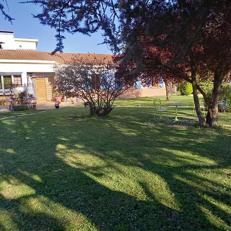 Aux Volets Bleu Guest house *